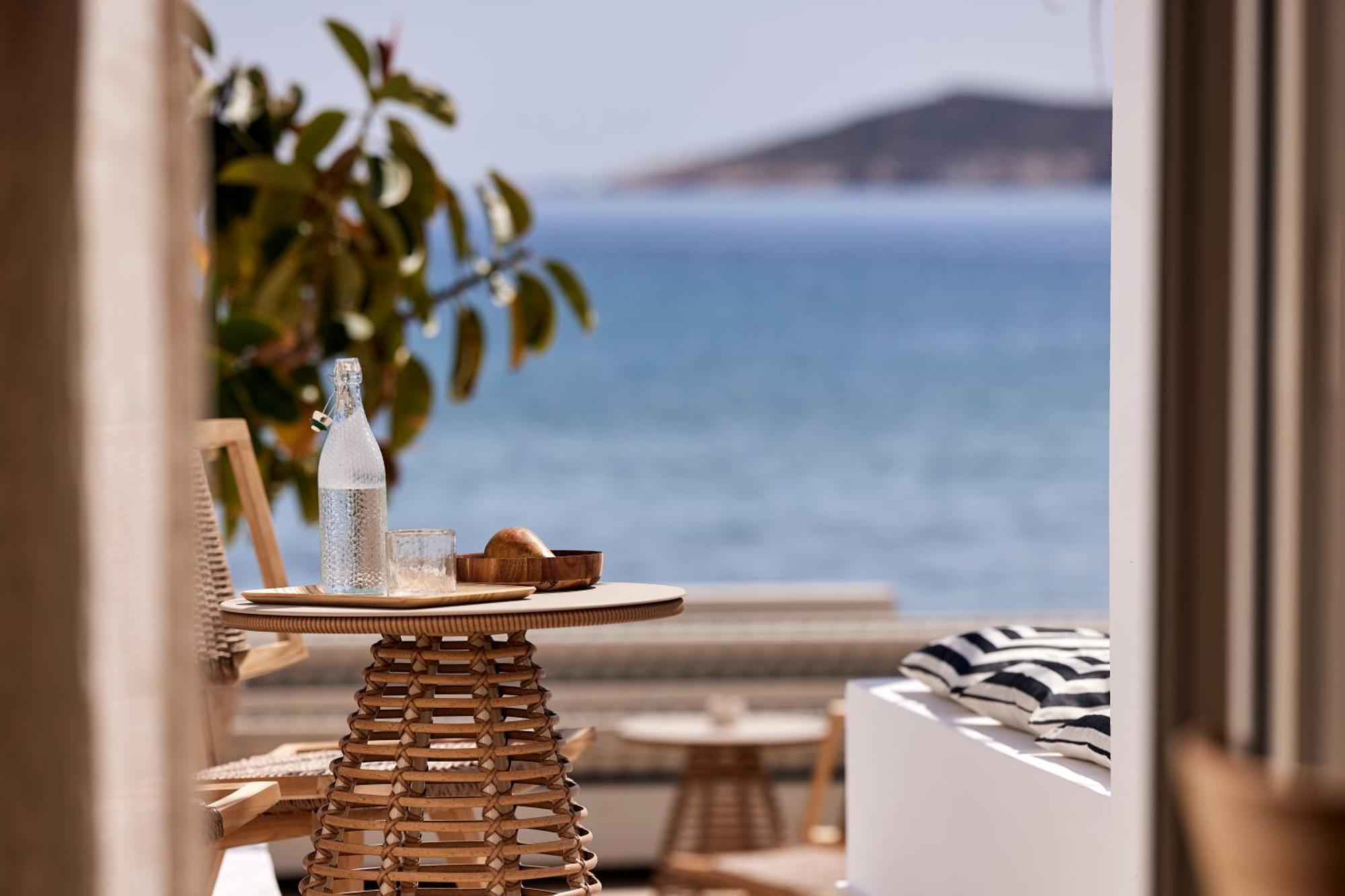 Enalion Suites Sifnos Platis Gialos  Room photo