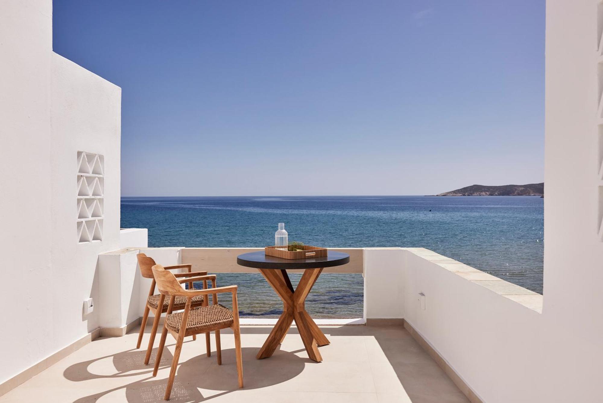 Enalion Suites Sifnos Platis Gialos  Room photo